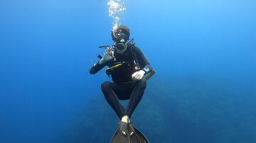 Daniel Ulloa scuba diving